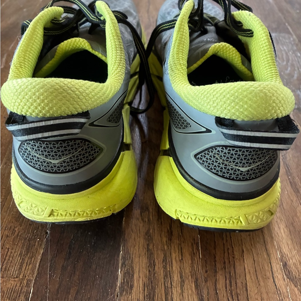 Hoka Gray and Yellow Athletic Shoes with Dynamic Design Barely Used - Picture 3 of 7
